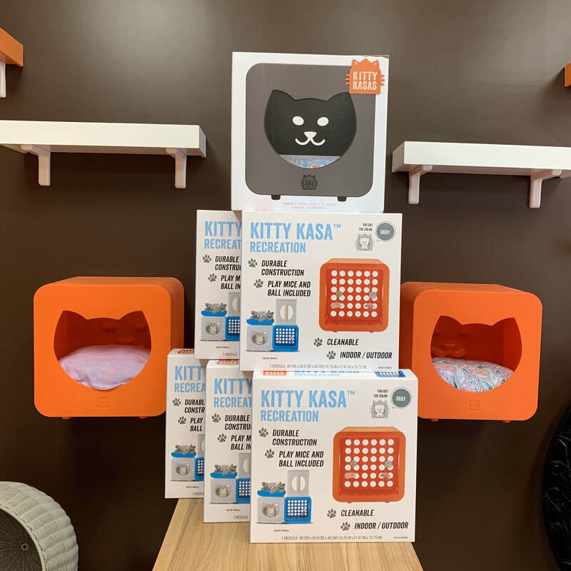 Prize #20: Kitty Kasas Bedroom Cube with pillow.
Prizes #21-#25 Kitty Kasas Recreation Cube with mice and ball toys