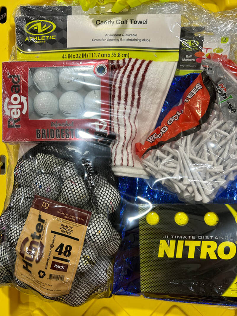 Prize #1 - Golf basket: 72 golf balls, golf tees, ball markers, caddy golf towel